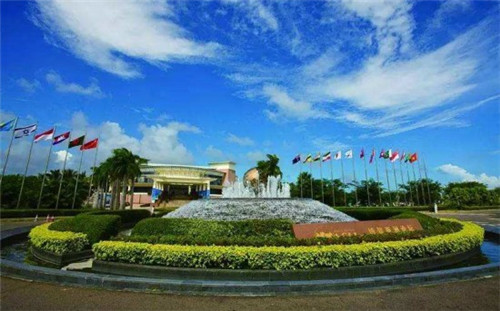 加盟光之乳酪在满洲里市大概投资多少钱